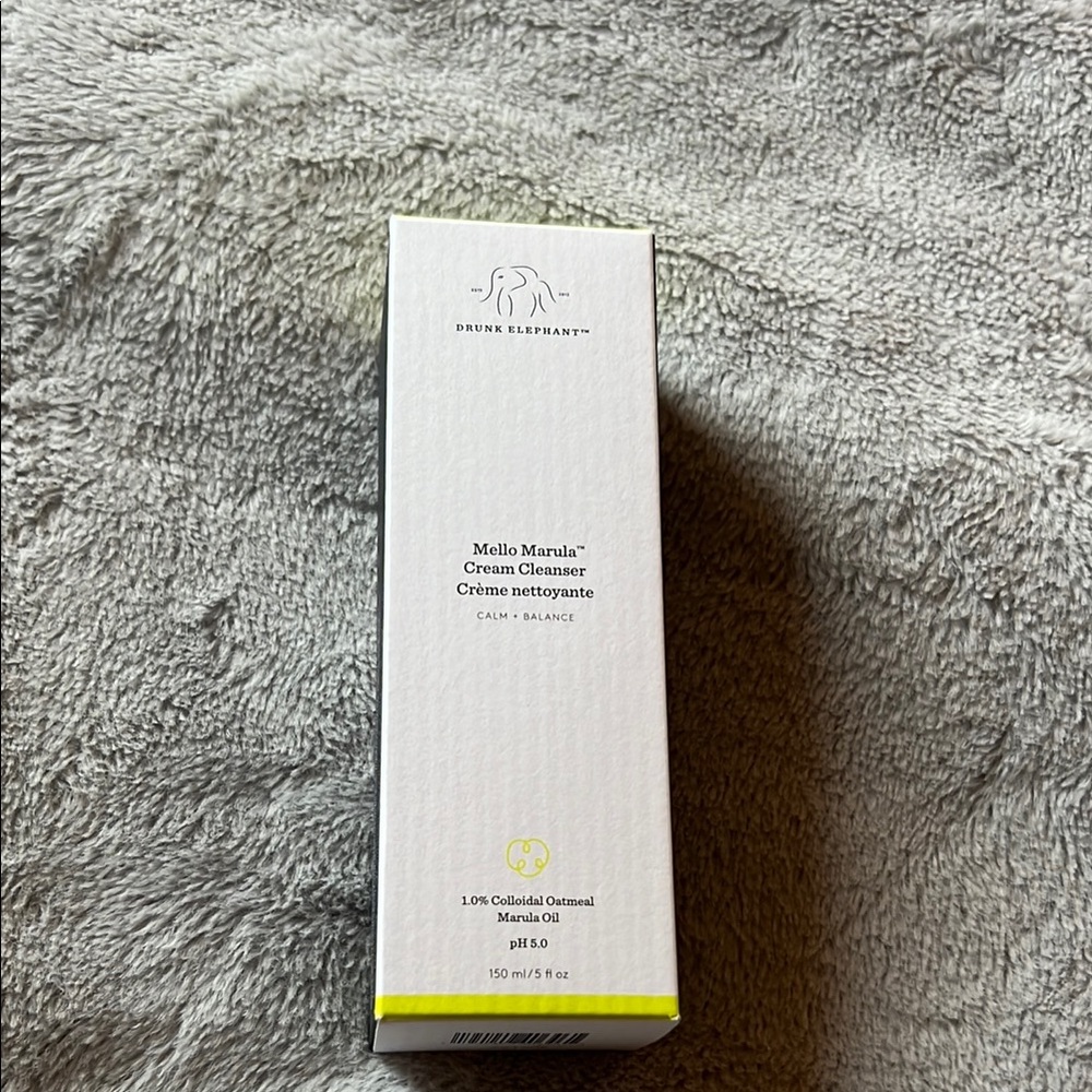 Drunk Elephant Mello Marula Cream Cleanser - White